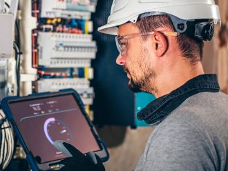 painéis elétricos industriais